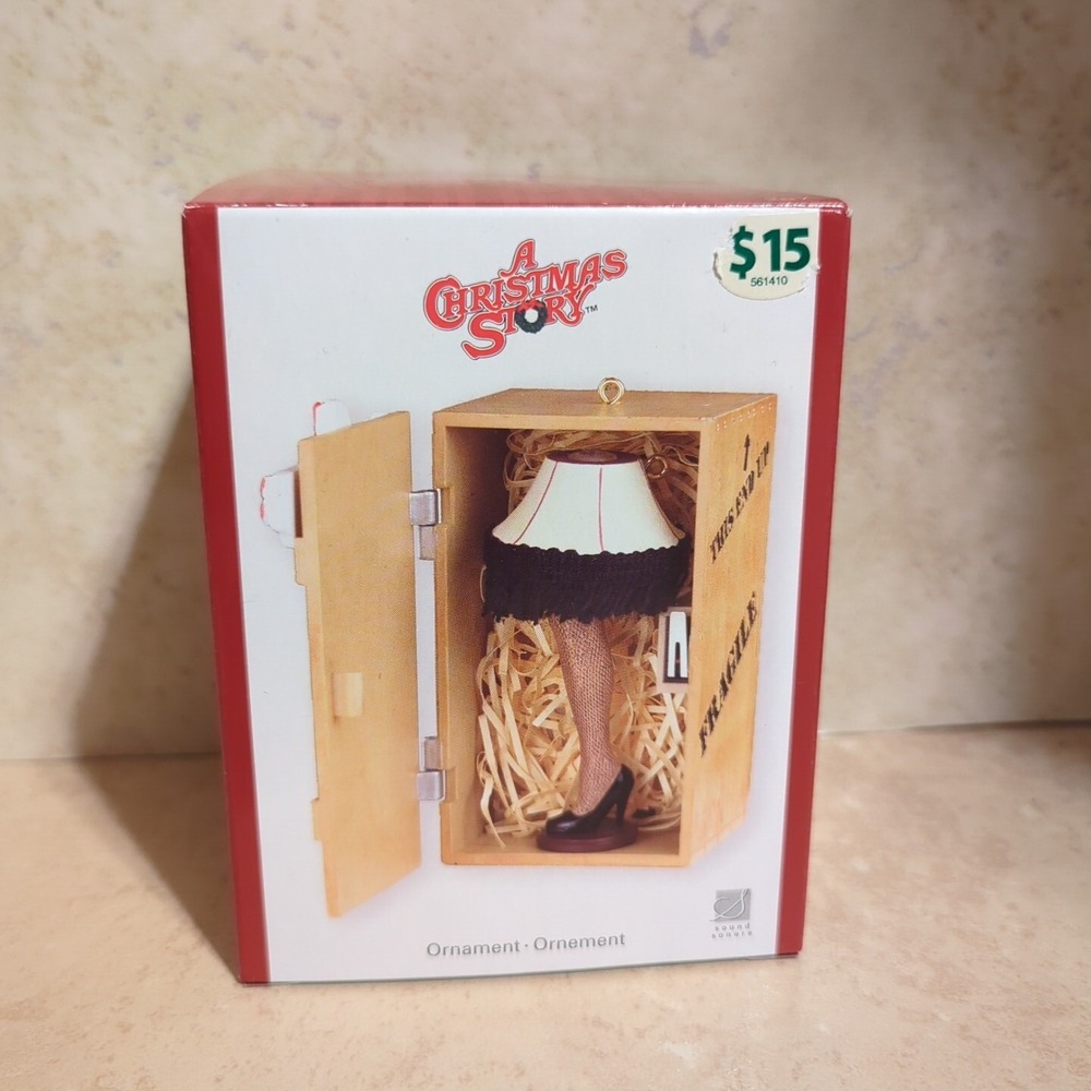 Carlton Heirloom A Christmas Story Leg Lamp Crate Holiday 287 Sound‎ Ornament